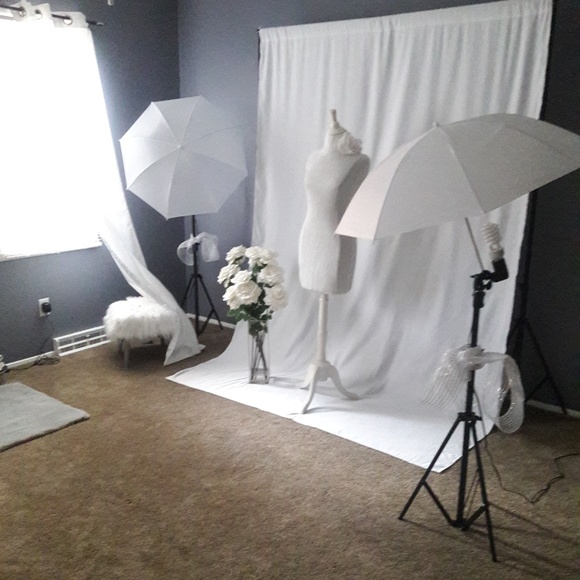 Welcome to my closet! - Picture 3 of 5